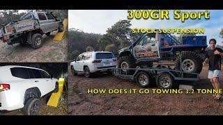 300 Vs 79series on travel ramp TOW TEST 2024 Toyota Landcruiser 300series GRSPORT towing 3.2tonne