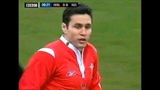 Stephen Jones playmaking and tactical kicking vs New Zealand 2004