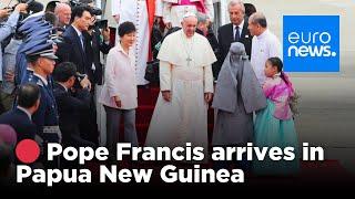 Pope's historic arrival in Papua New Guinea: welcome ceremony | euronews 