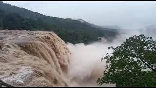 WaterFalls Athirappalli