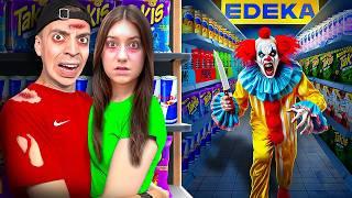Eine NACHT HEIMLICH im EDEKA übernachten!  (Horror Clown kommt..)