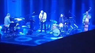 JOHN SCOFiELD: YANKEE GO HOME :: JazzFestBrno, Sono Centrum, 2o23-o3-o9