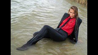 Afterwork Wetlook in Nature  #Wetlook #Business #Wetclothes #Swimwear