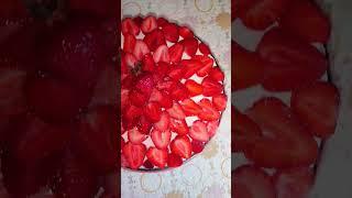 КЛУБНИЧНЫЙ ТОРТ  #лето #тортик #готовимдома #десер #еда #вкусно