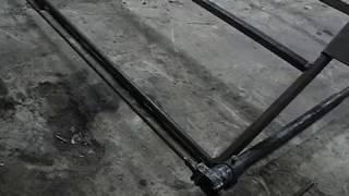 Автомобильный подъемник своими руками (car lift in home garage)
