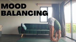 Mood Balancing Flow: 30-Minute Yoga Practice