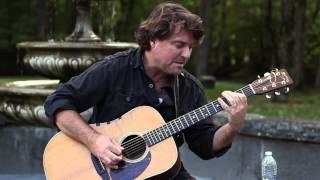 Garden Sessions: Keller Williams - "Right Here" - Radio Woodstock 100.1 - 9/14/13