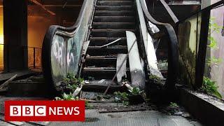 Inside Bangkok's abandoned department store - BBC News