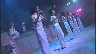 12 girls band El Condor Pasa Live concert Video.3gp
