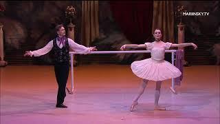 Ulyana Lopatkina talks and dances "Pavlova and Cecchetti"