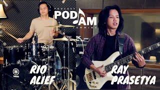 PODJAM - Rio Alief x Ray Prasetya play She's American by The 1975