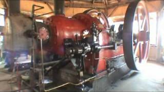 20,175 Cubic Inch Single Cylinder Engine - Running