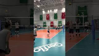 Volleyball Exercise To Improve Reception Skills #volleyball #shorts #training #exercise #sport