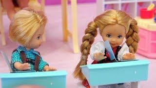 Barbie is a Teacher and She Helps Bobby Make New Friends ! Stories with Toys and Dolls