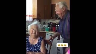 BEAUTIFUL OLD COUPLE 