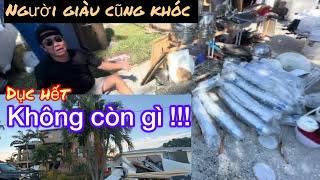 Bão đến nhà người giàu cũng khóc, đồ đạc trong nhà dục hết nhìn cảnh thấy buồn quá