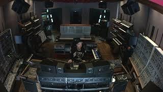 Deadmau5 LIVE Producing a Track (NO Commentary)