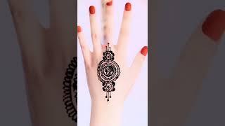 Beautiful mehndi design backhand simple design ️#viralvideo#4u#4upage#mehndi#hennadesign