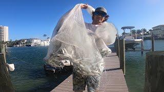 How to Cast Net and Store Thousands of Bait Fish (Cast Netting Bait)