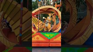 Bonjour Timon!! Disneyland Paris Parade 2022 #travel