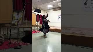 Small bandish in taal zaptaal #ptbirjumaharaj #zaptaal#rutujakathak#kathakdancer#youtubeshorts