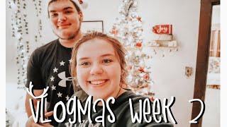 VLOGMAS WEEK 2 (Christmas parade, reading the Inheritance Games, more decorating)