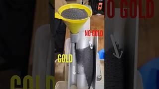 Amazing tool, Eliminating Magnetic Black Sand, Gold Prospecting!! #shorts #gold #easy