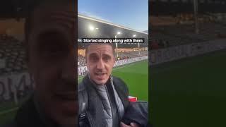 "If the Neville’s can play for England ” chant featuring Fulham fans (Via: gneville2/IG)#garyneville