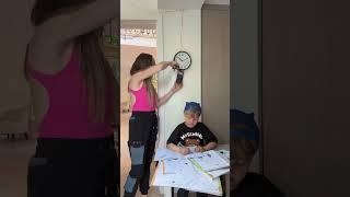 Mom vs Sebastian. Round ️