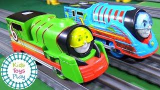 Which Thomas Trackmaster TURBO SPEED Engine is the Fastest? | Thomas and Friends Train Races