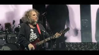 THE CURE "Shake Dog Shake" Live @ St. Jakobshalle – Basel