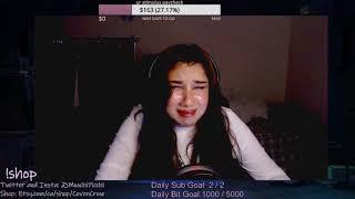 Streamer almost poops herself while suffering