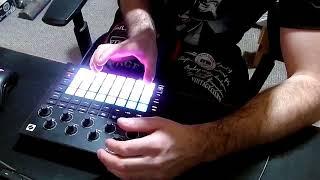 Приятна импровизацийка на Novation Circuit Tracks