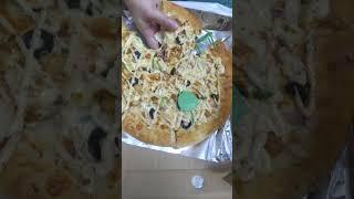Cheese stuffed Pizza and spring rolls by Pizza online 10/10 #mehrunnisa #pizzalover #cheeselover