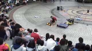 Yokohama Street Performer