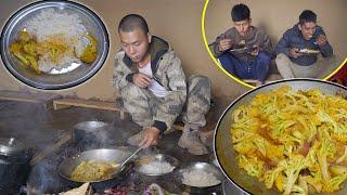 Sanjip & brothers having veg meal II Cauliflower Curry & rice at lunch@pastorallifeofnepal