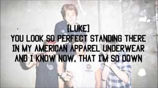 5SOS - She Looks So Perfect [Lyrics]