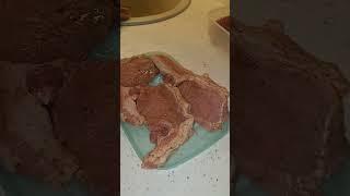 Жарим мясо мужики. Ужин за 20 минут.. Часть 1 #кухня #мясо #ужин