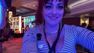 Chasing Grand Jackpots! Live from the Casino Floor!!