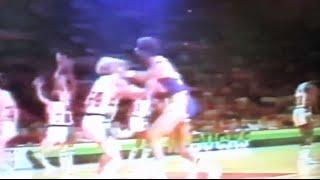 Kareem Abdul Jabbar KNOCKS OUT Kent Benson