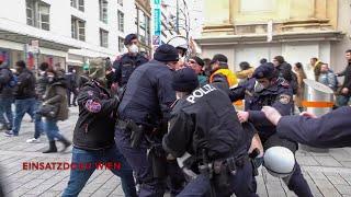 CHAOS & FESTNAHMEN bei DEMO in Wien! | POLIZEI im DAUEREINSATZ 31.01.21