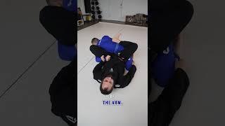 How to get your opponent’s knee inside for the Heisen guard! #jiujitsu #jiujitsutips