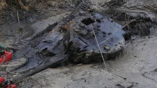 Incredible Recovery of a WWII Combat Valentine Tank from Poland's Warta River #ww2 #tank #recovery