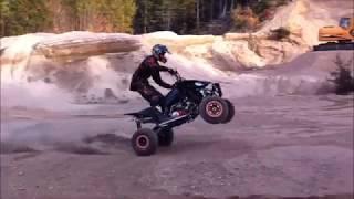 yamaha yfz450 in the sand pits