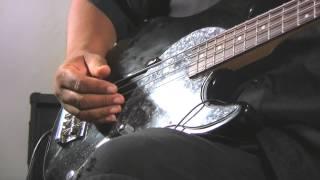 Playing Reggae Dub on Bass Guitar : Bass Guitar