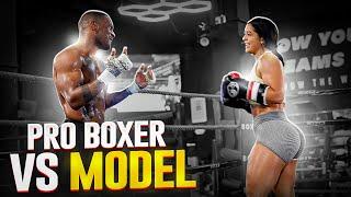 Professional Boxer vs Model Sparring