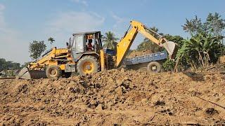 JCB Backhoe Cutting Soil and Loading in Tractors - JCB Backhoe Leveling Field Ground - JCB Tractor 2