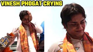 Vinesh Phogat In tears as she receives heroic reception at Delhi Airport after returning from Paris