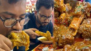 Eating Spicy Nalli/Nihari/Paya With Paratha & Naan Roti at Food Village, Palli Biddut, Savar