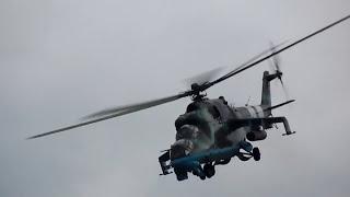 Боевой вертолет Ми-24 в действии.